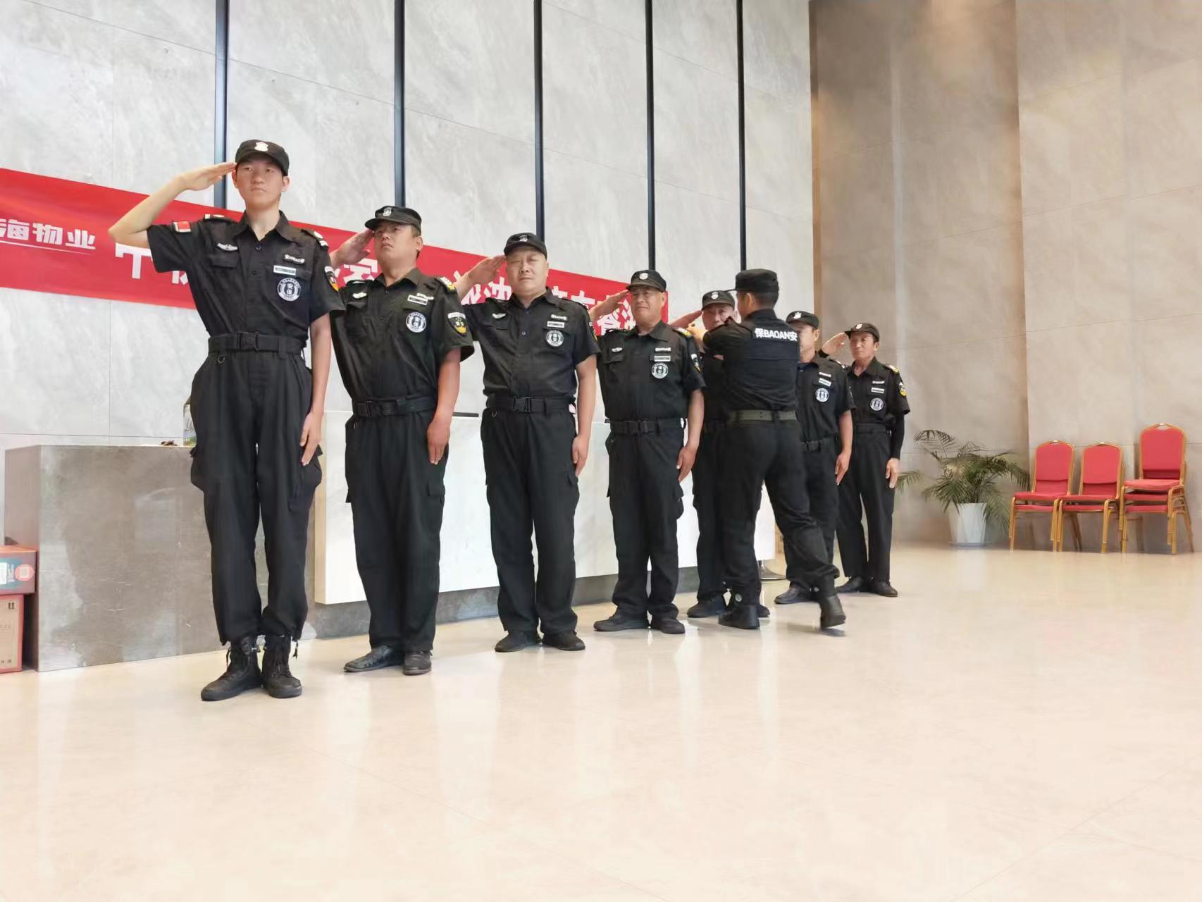 保安小兄弟 ！辛苦了！(圖4)